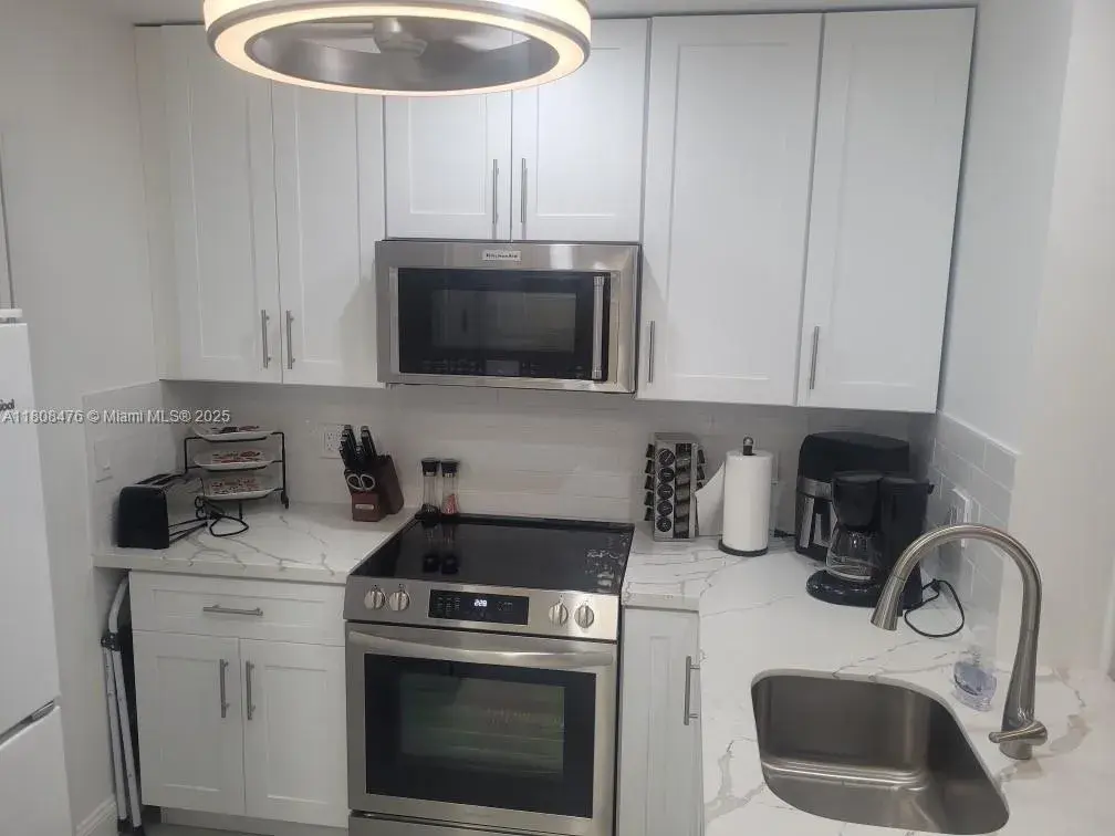 300 Golden Isles Dr # 217, Hallandale Beach FL 33009