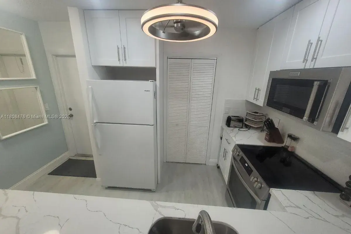 300 Golden Isles Dr # 217, Hallandale Beach FL 33009