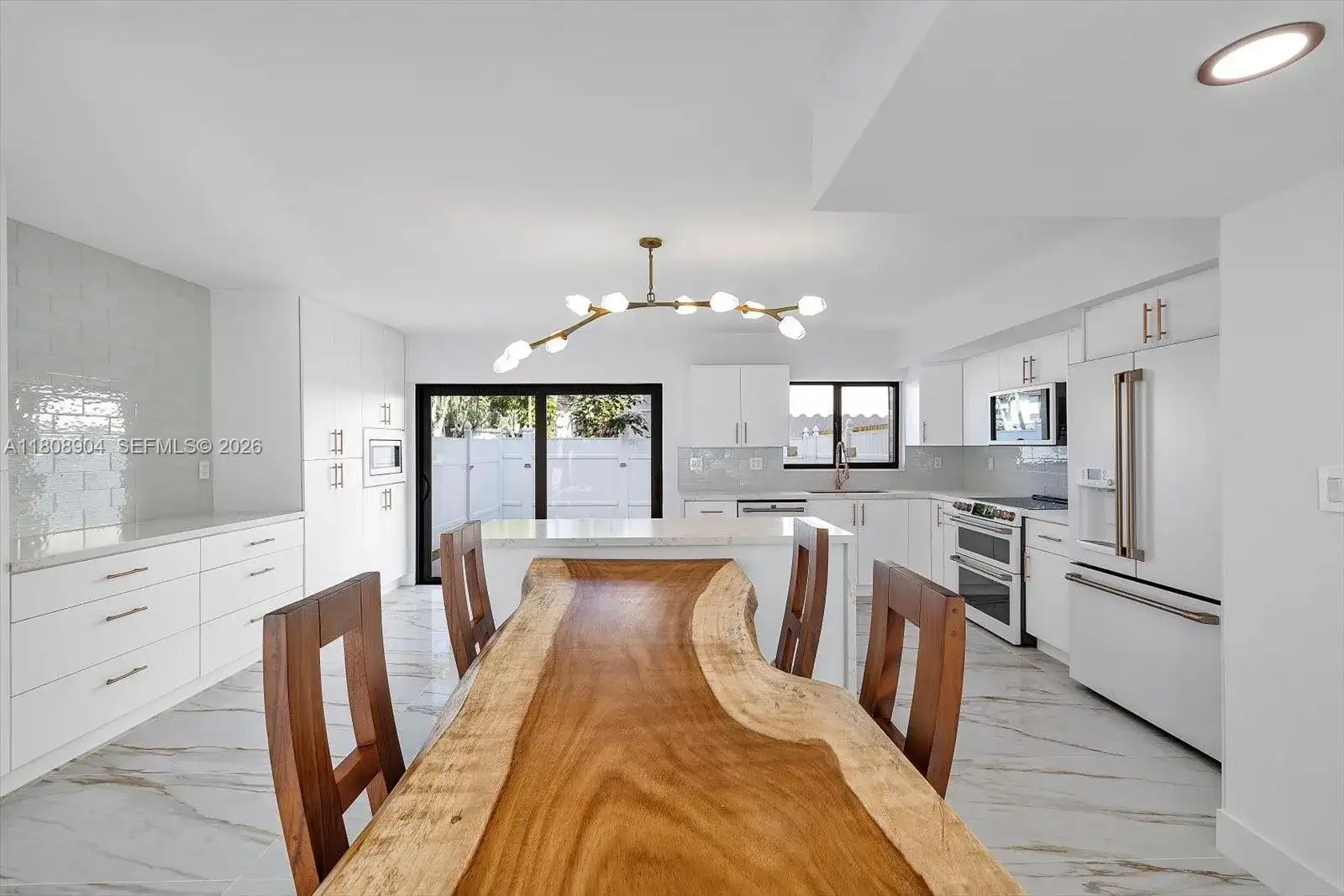 16449 NE 26th Ave # 16, North Miami Beach FL 33160 photo 4