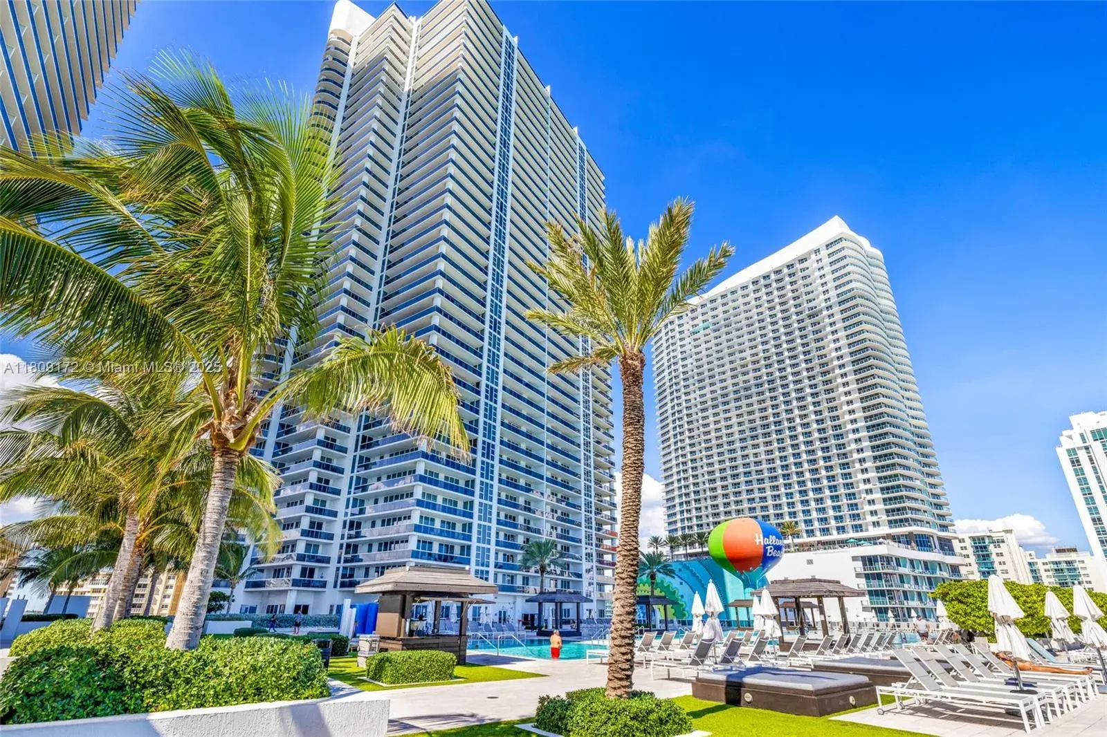 1830 AVAIL MARCH15 S Ocean Dr # 2806, Hallandale Beach FL 33009