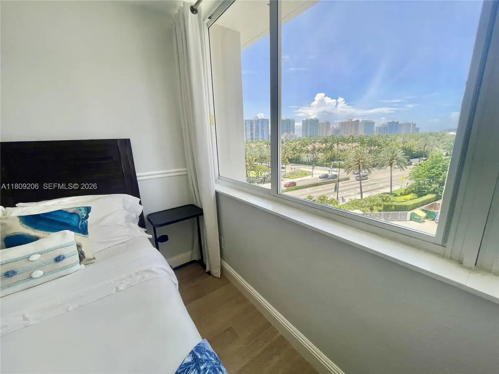 19201 Collins Ave # 427, Sunny Isles Beach FL 33160 photo 5