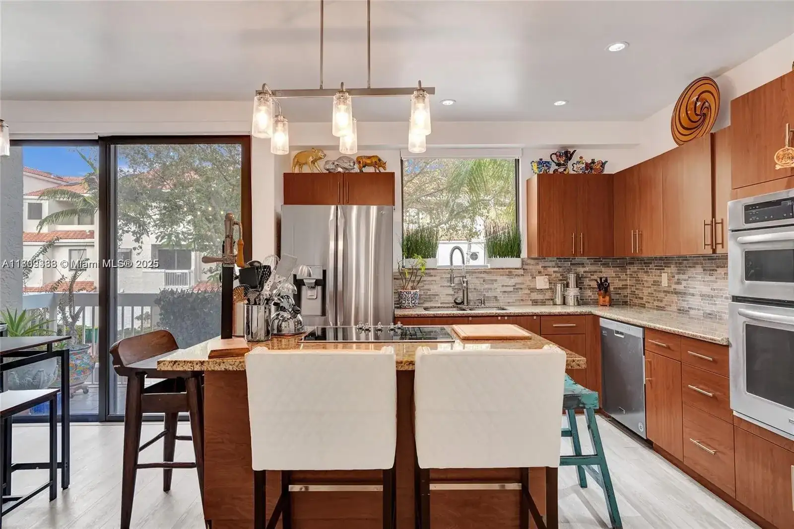 21388 Marina Cove Cir # G, Aventura FL 33180 photo 3