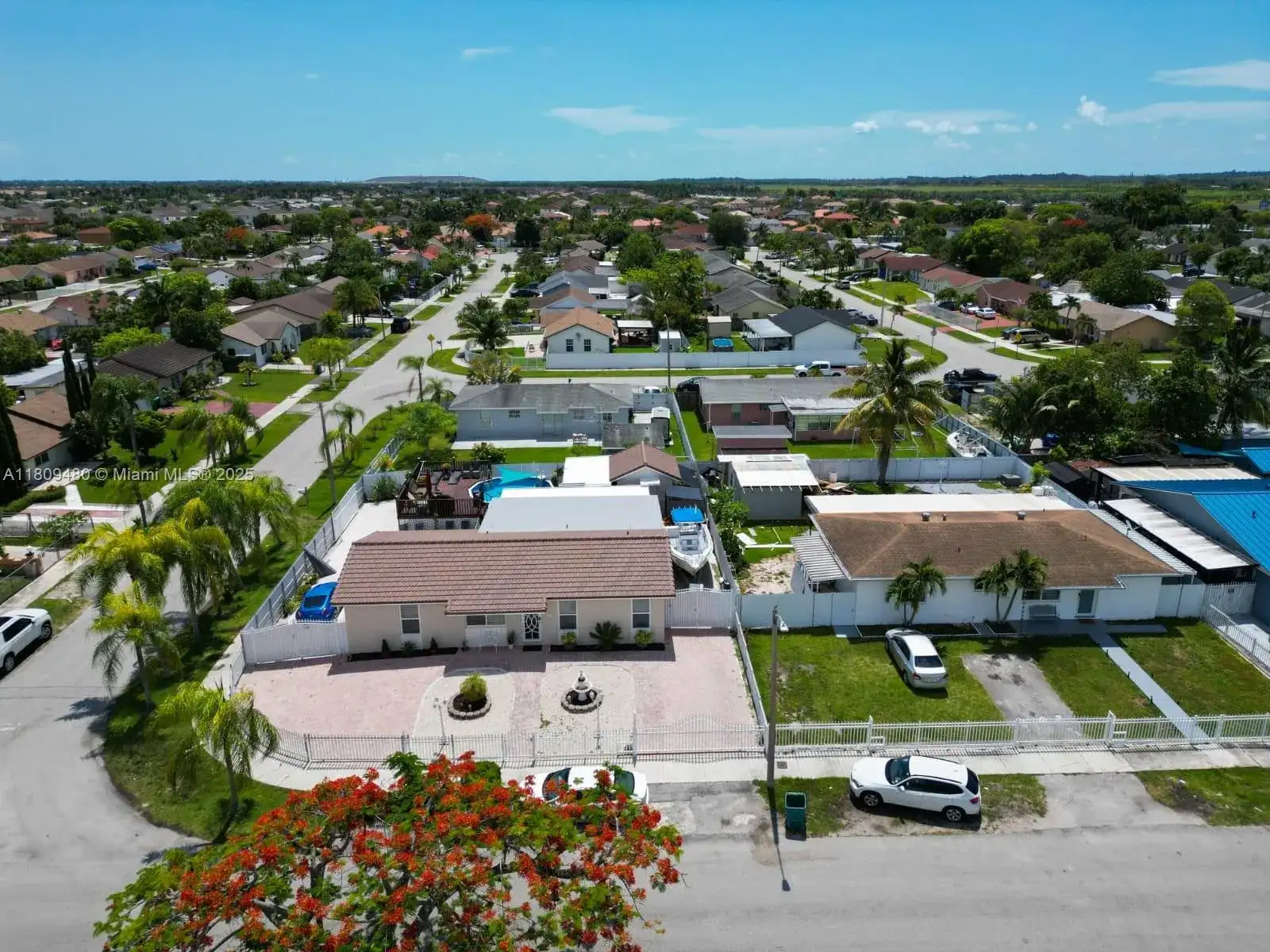 25305 SW 124 CT, Homestead FL 33032 photo 4