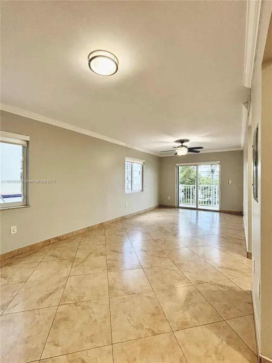 3536 NE 168th St, North Miami Beach FL 33160