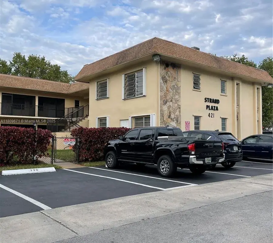 421 NE 1st St # 119, Hallandale Beach FL 33009
