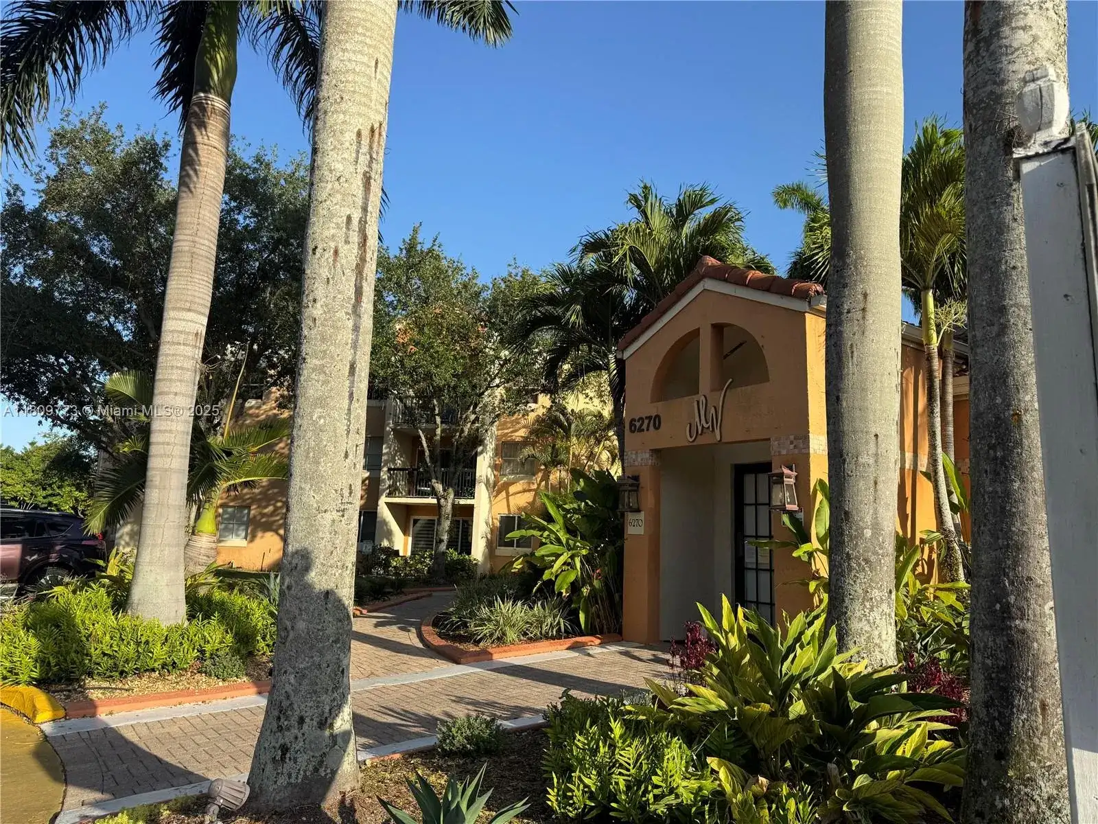 6276 NW 186th St # 305, Hialeah FL 33015 photo 3