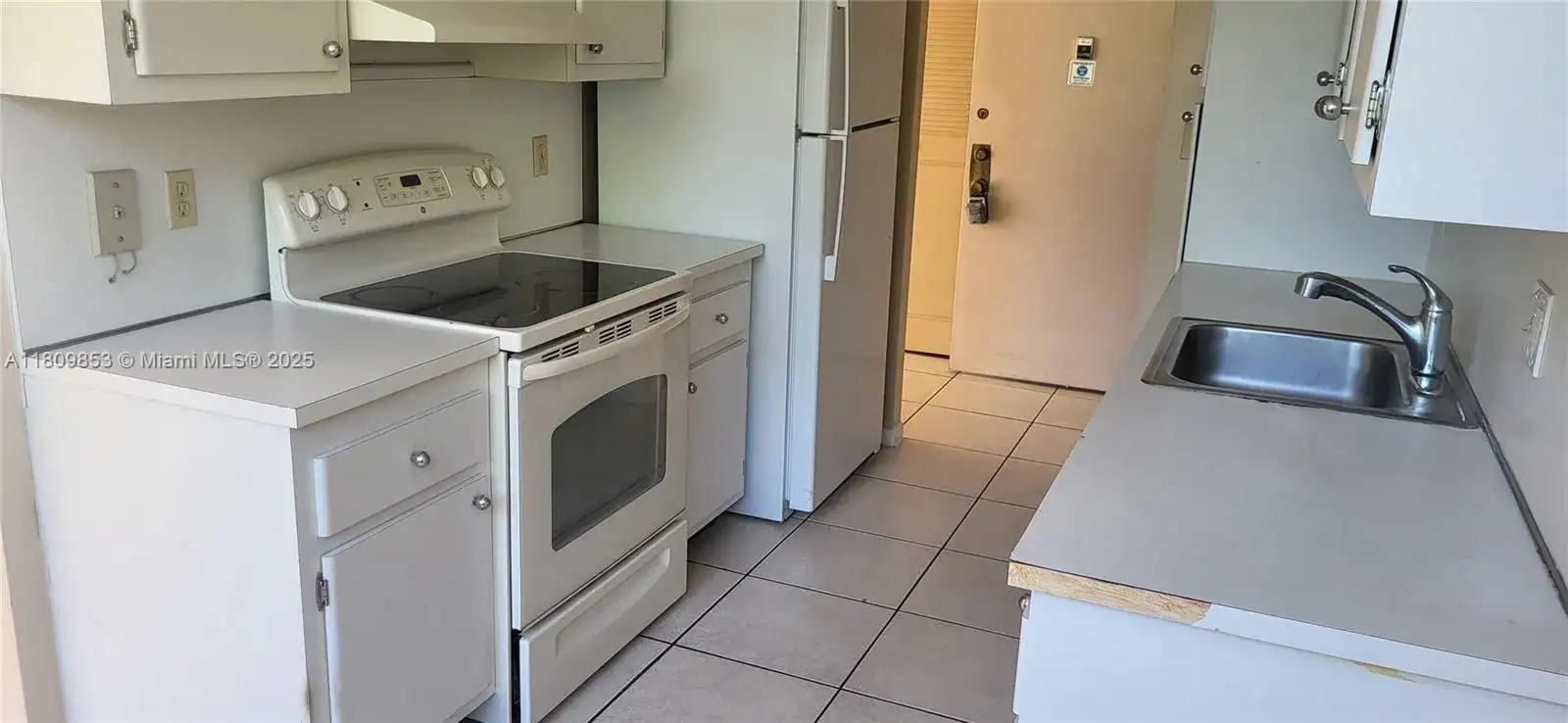 1300 NE Miami Gardens Dr # 407E, Miami FL 33179 photo 5