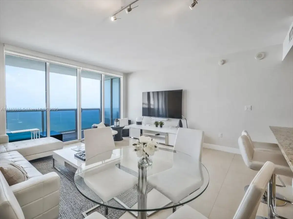 1830 S Ocean Dr # 5009, Hallandale Beach FL 33009 photo 2