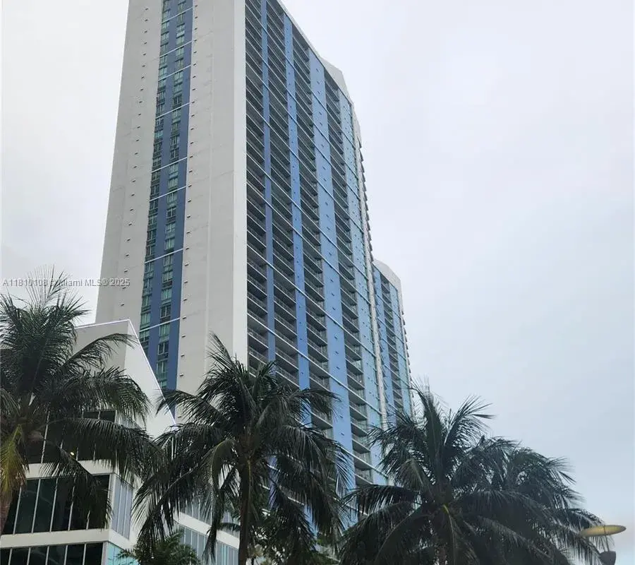 325 S Biscayne Blvd # 1822, Miami FL 33131