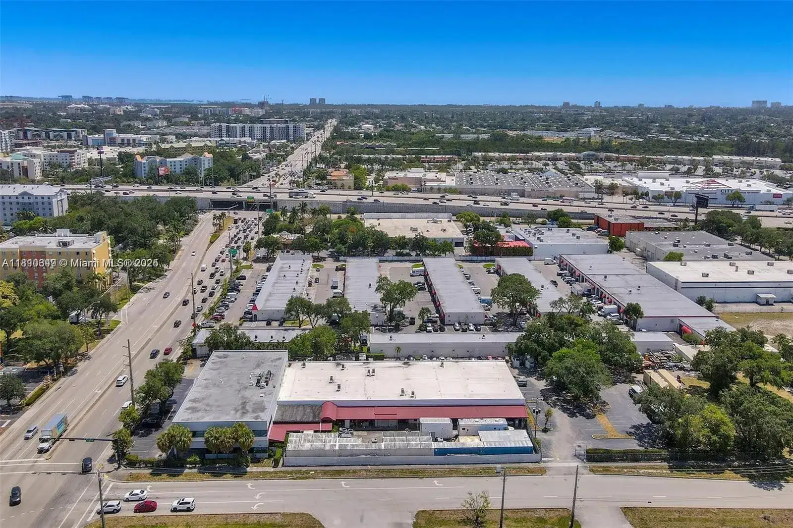 2870 Stirling Rd, Hollywood FL 33020 photo 2