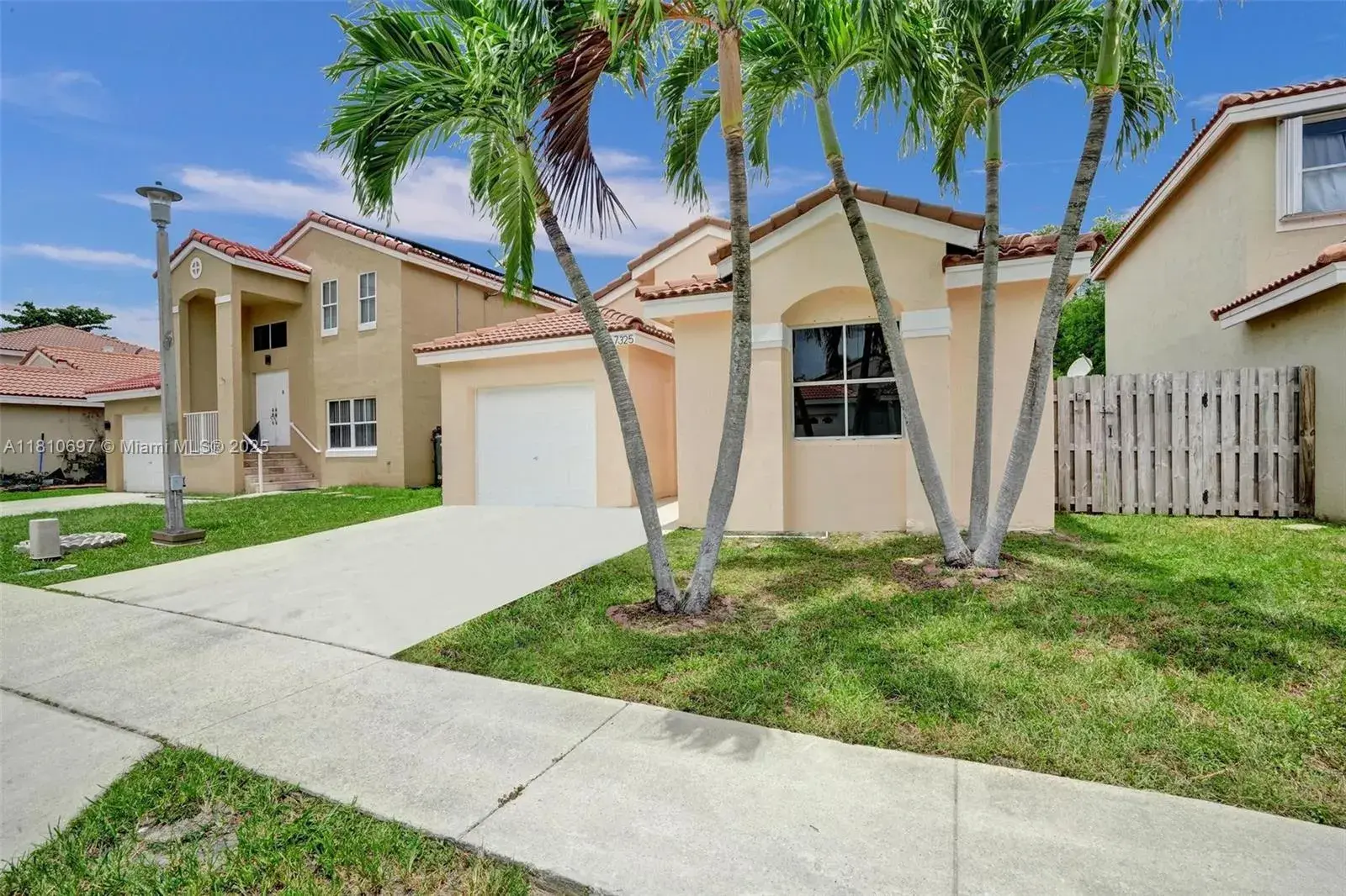 7325 Flores Way, Margate FL 33063