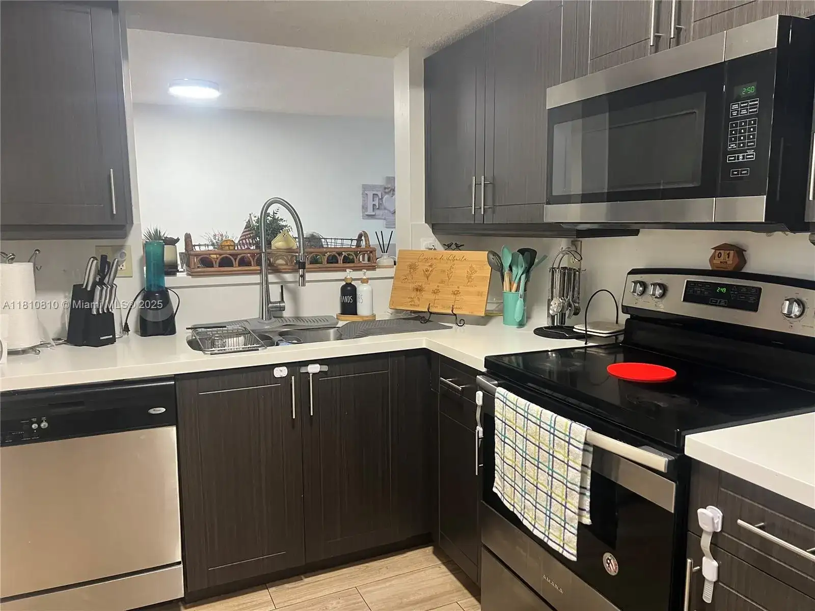 15711 SW 137th Ave # 101, Miami FL 33177 photo 4