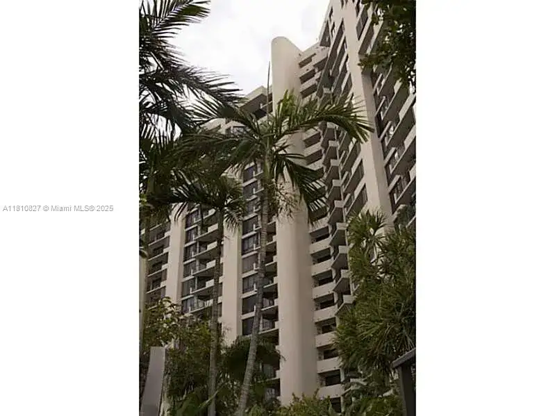 520 Brickell Key Dr # A811, Miami FL 33131 photo 3