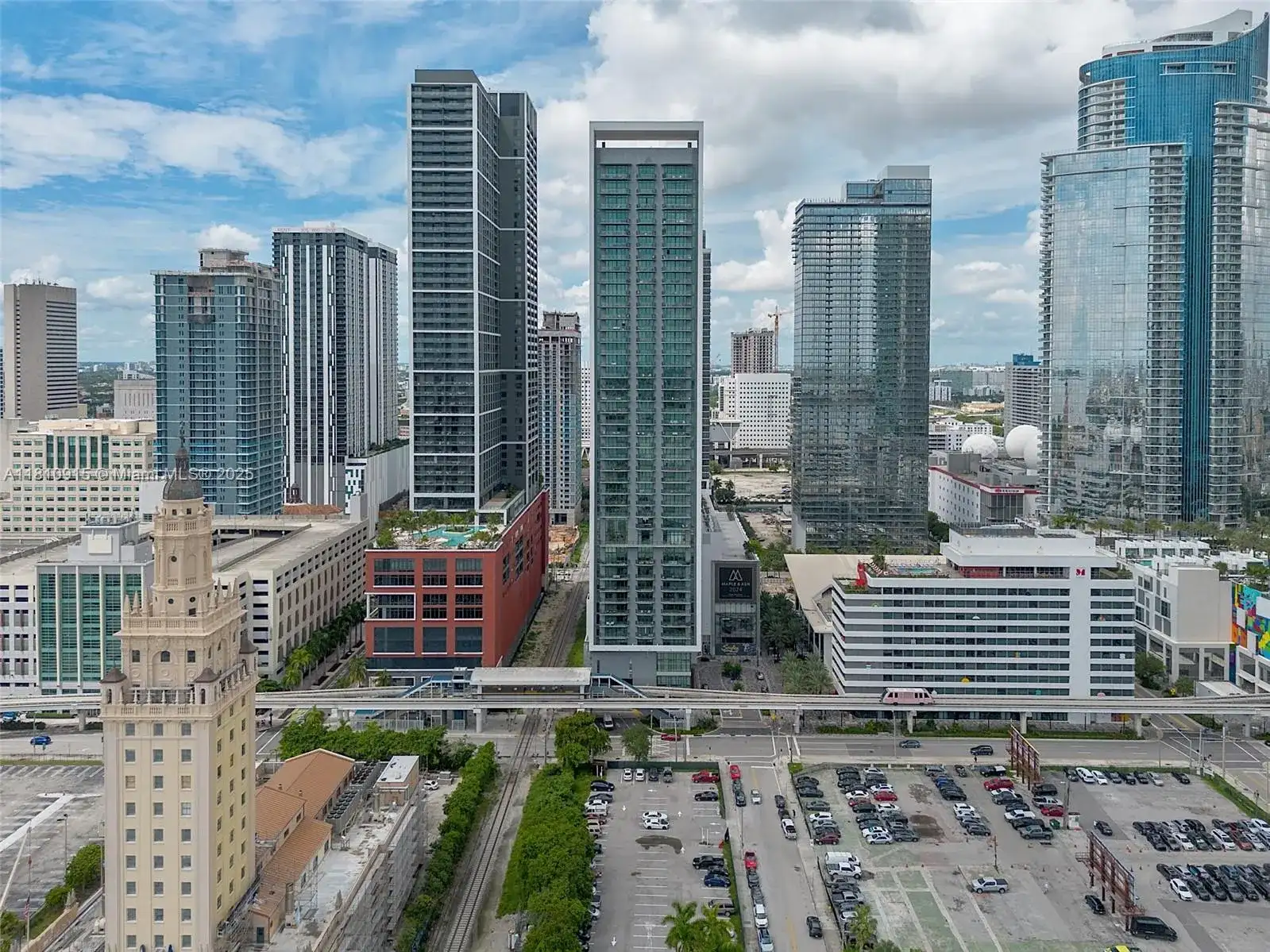601 NE 1st Ave # 5007, Miami FL 33132 photo 2