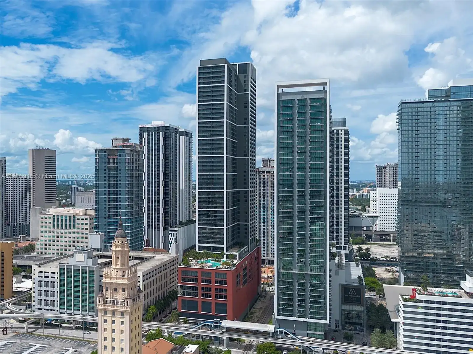 601 NE 1st Ave # 5007, Miami FL 33132 photo 3