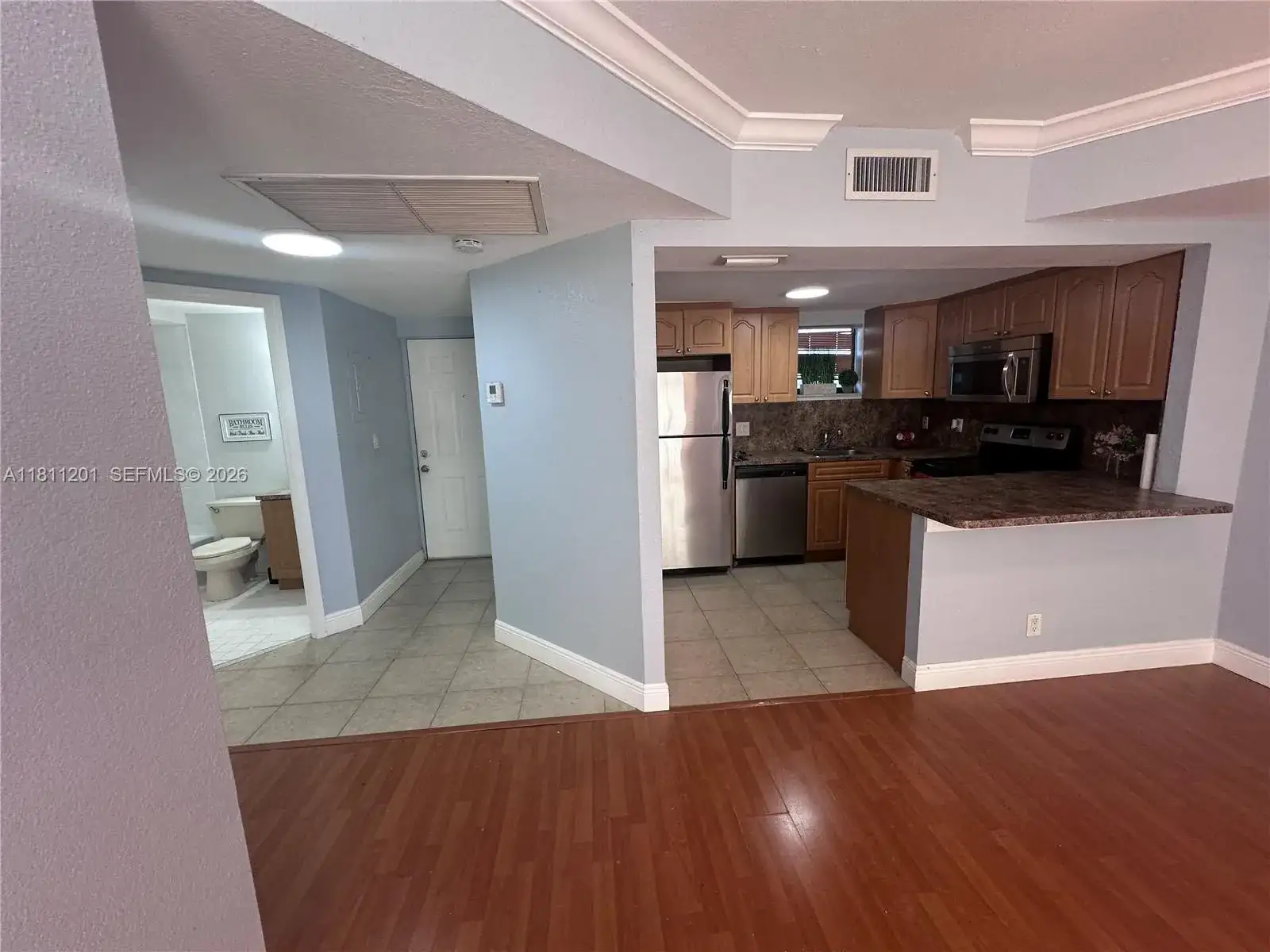 8290 Lake Dr # 502, Doral FL 33166 photo 3