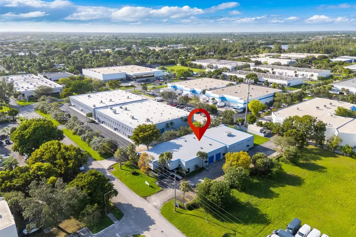 3541 NW 53rd St, Fort Lauderdale FL 33309