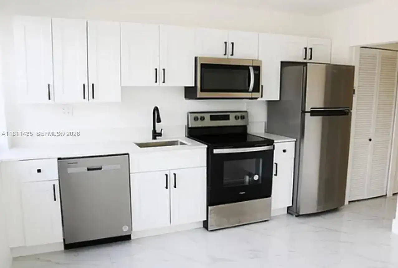 1237 NW 33rd Ave, Miami FL 33125 photo 4