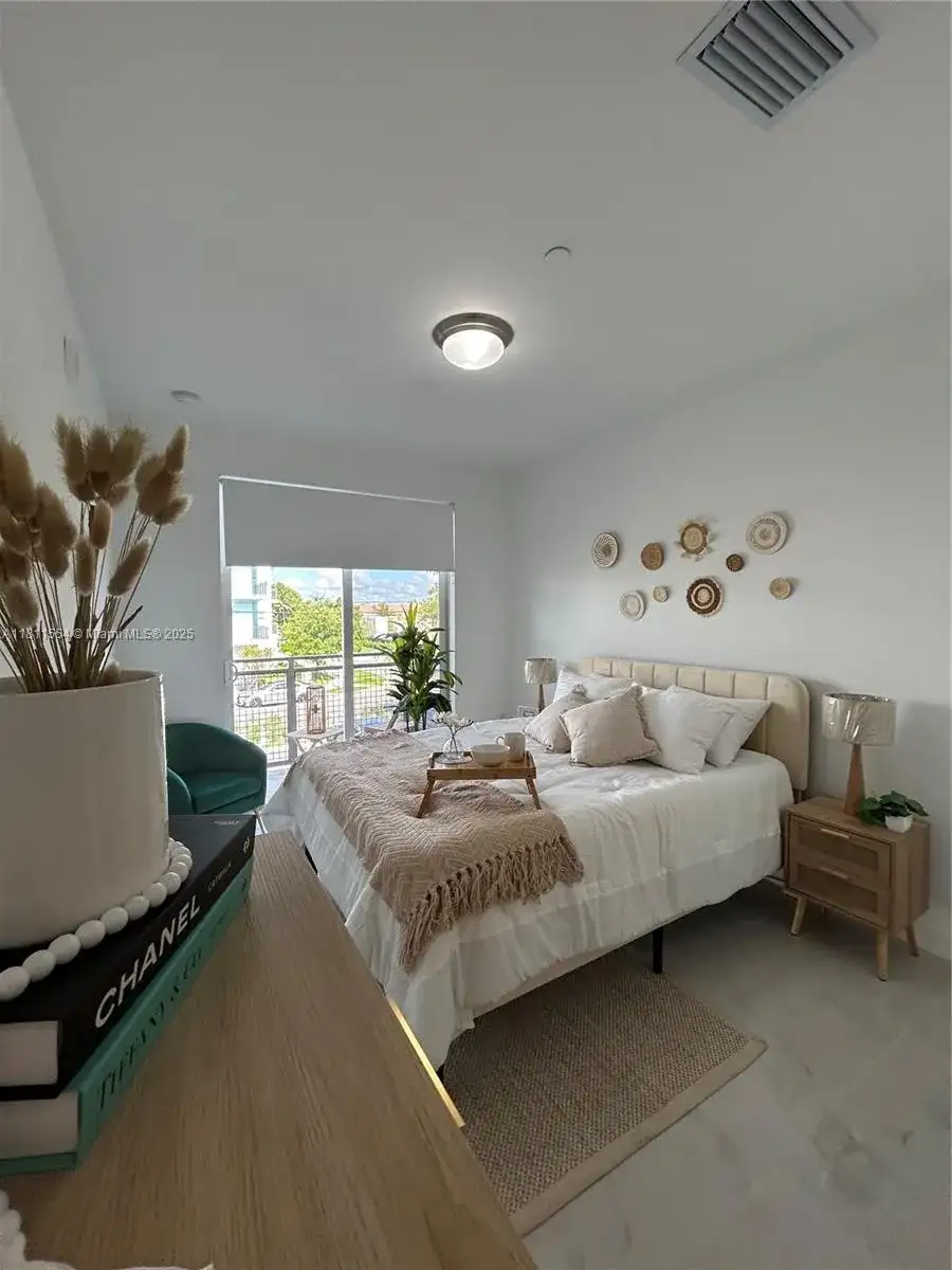 1010 SW 69th Ave # 212, Miami FL 33144 photo 4