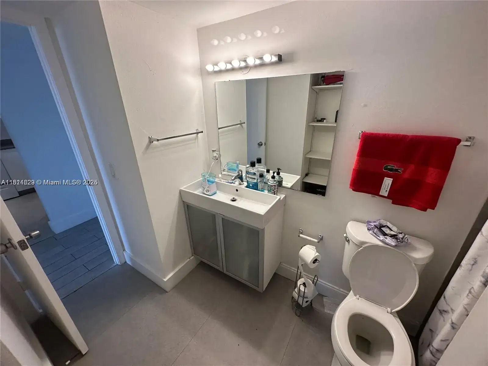 486 NW 165th St Rd # 303, Miami FL 33169 photo 4