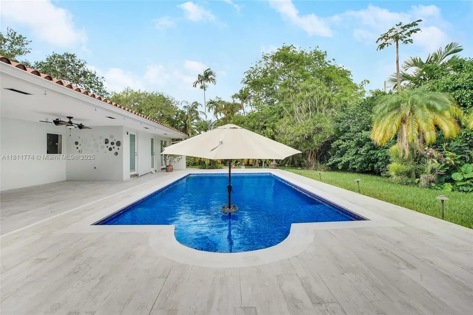 7775 SW 145th St, Palmetto Bay FL 33158