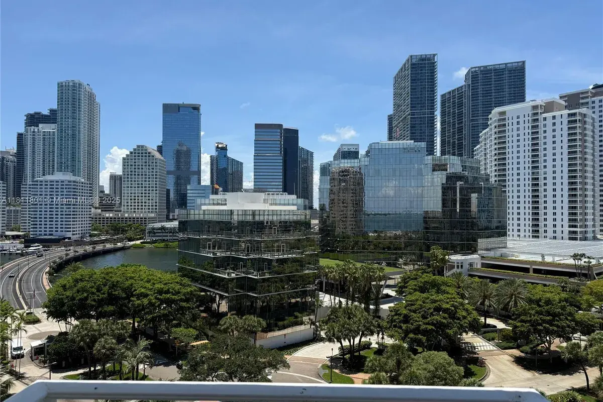 770 Claughton Island Dr # 1101, Miami FL 33131