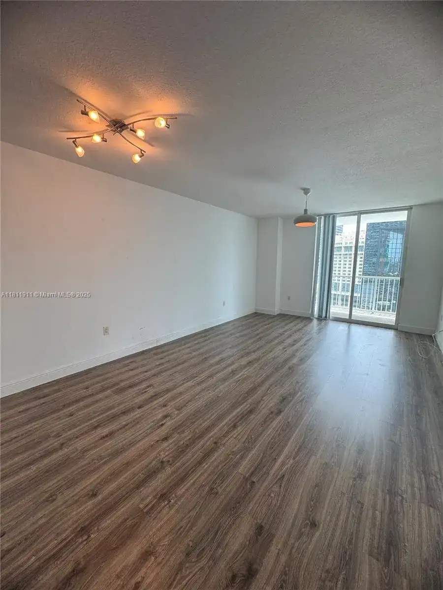 1250 S Miami Ave # 1508, Miami FL 33130 photo 2