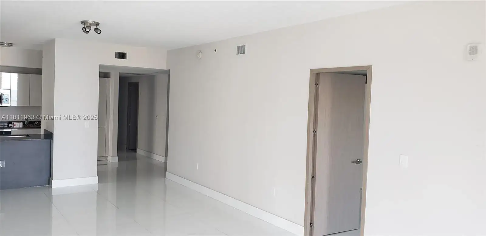1010 Brickell Ave # 1705, Miami FL 33131 photo 5