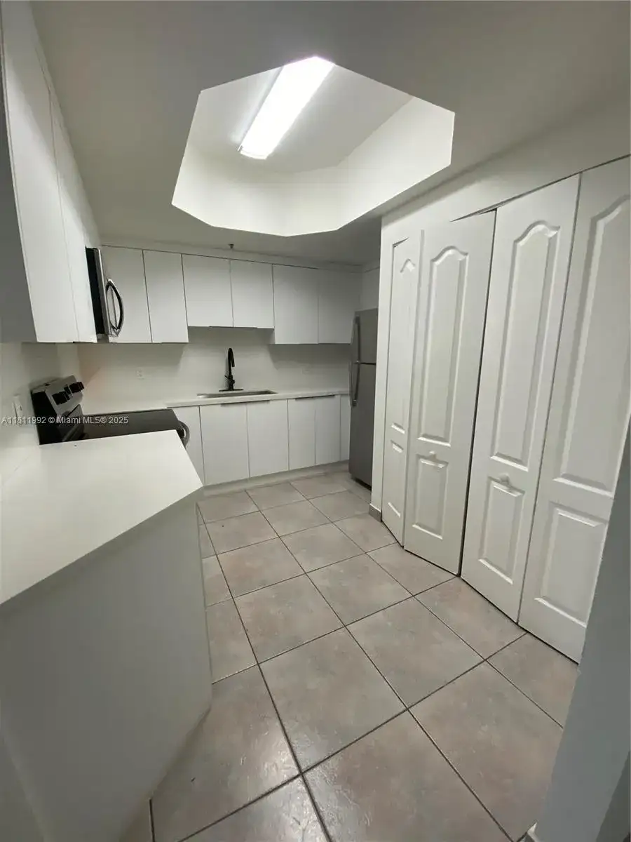 17455 NW 75th Pl # 107, Hialeah FL 33015 photo 4
