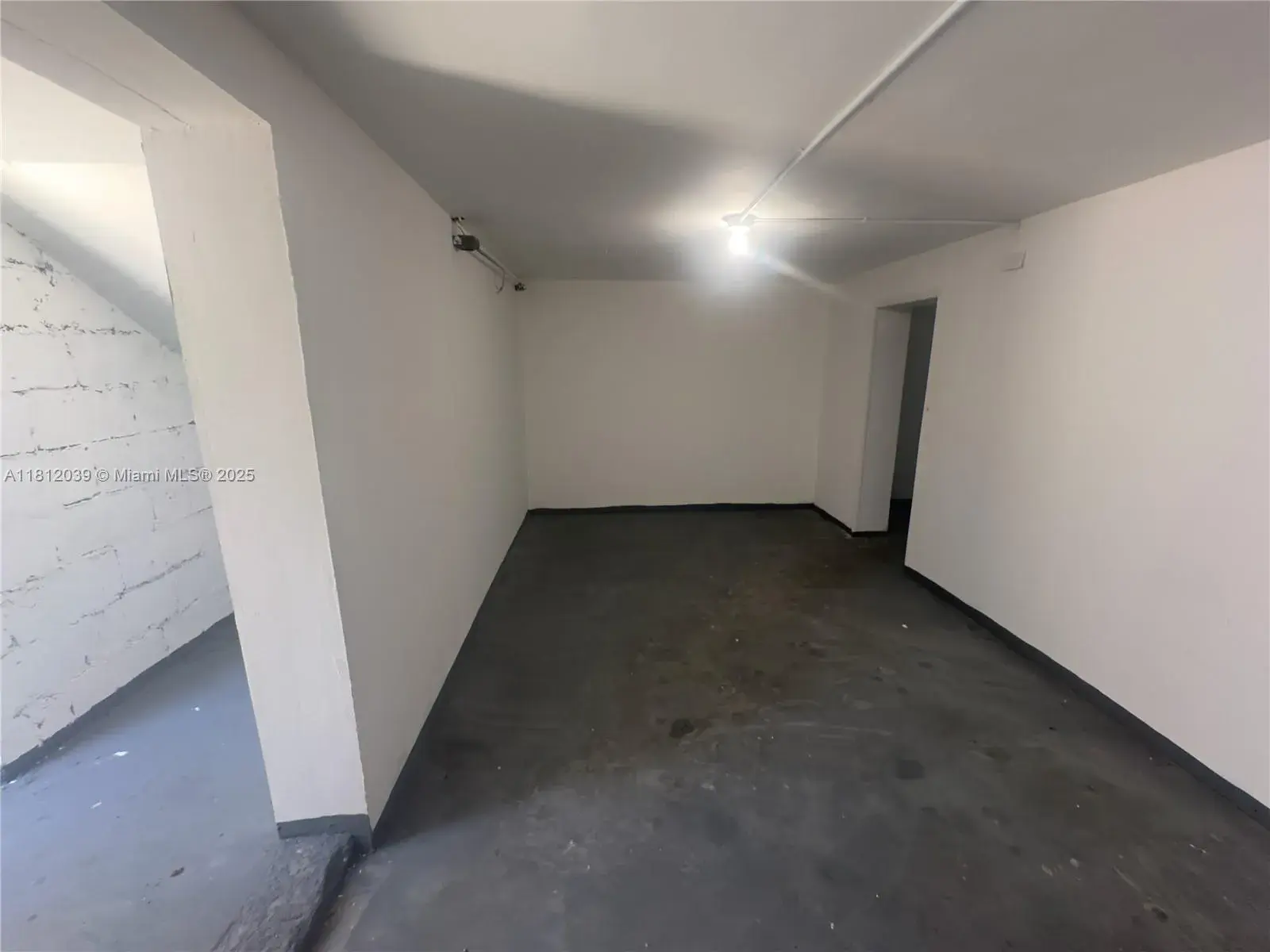 225 NE 56th St # 7, Miami FL 33137