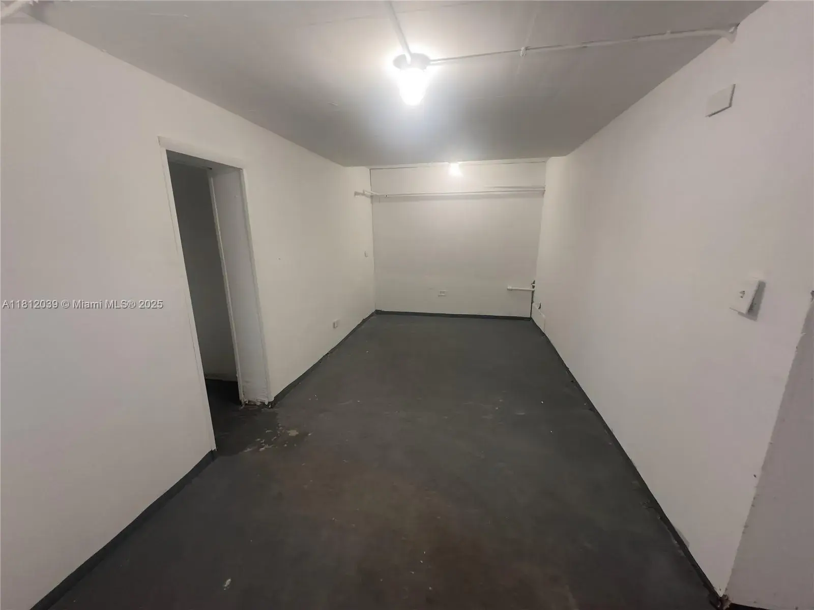 225 NE 56th St # 7, Miami FL 33137