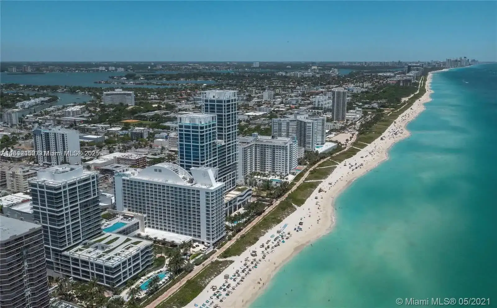 1 bedroom 1 bath Residential for sale at 6801 Collins Ave # 703, Miami Beach FL 33141