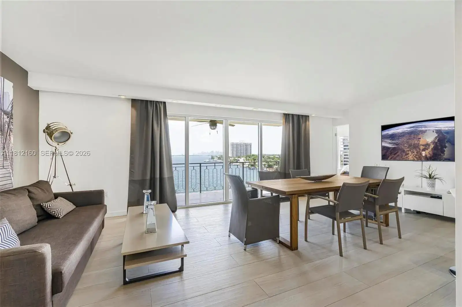 11111 Biscayne Blvd # 8C, Miami FL 33181 photo 3