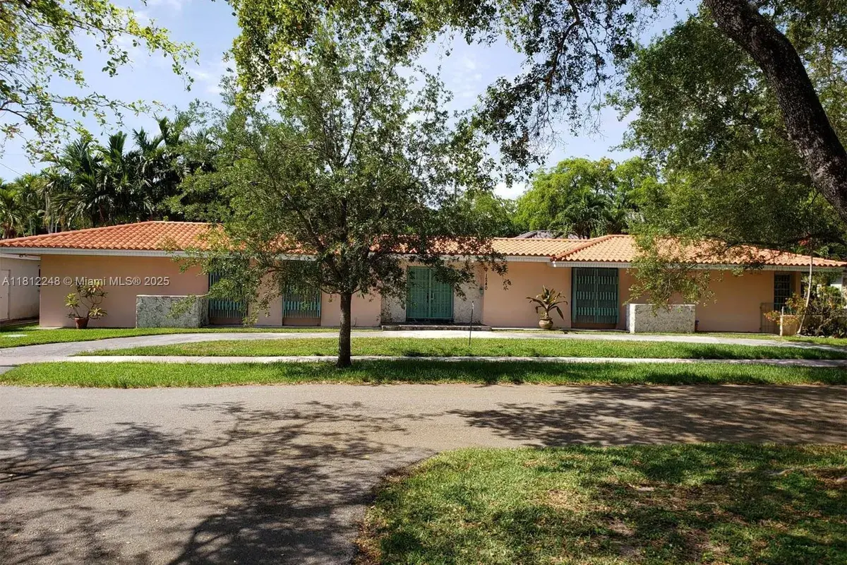 1240 La Mancha Ave, Coral Gables FL 33134