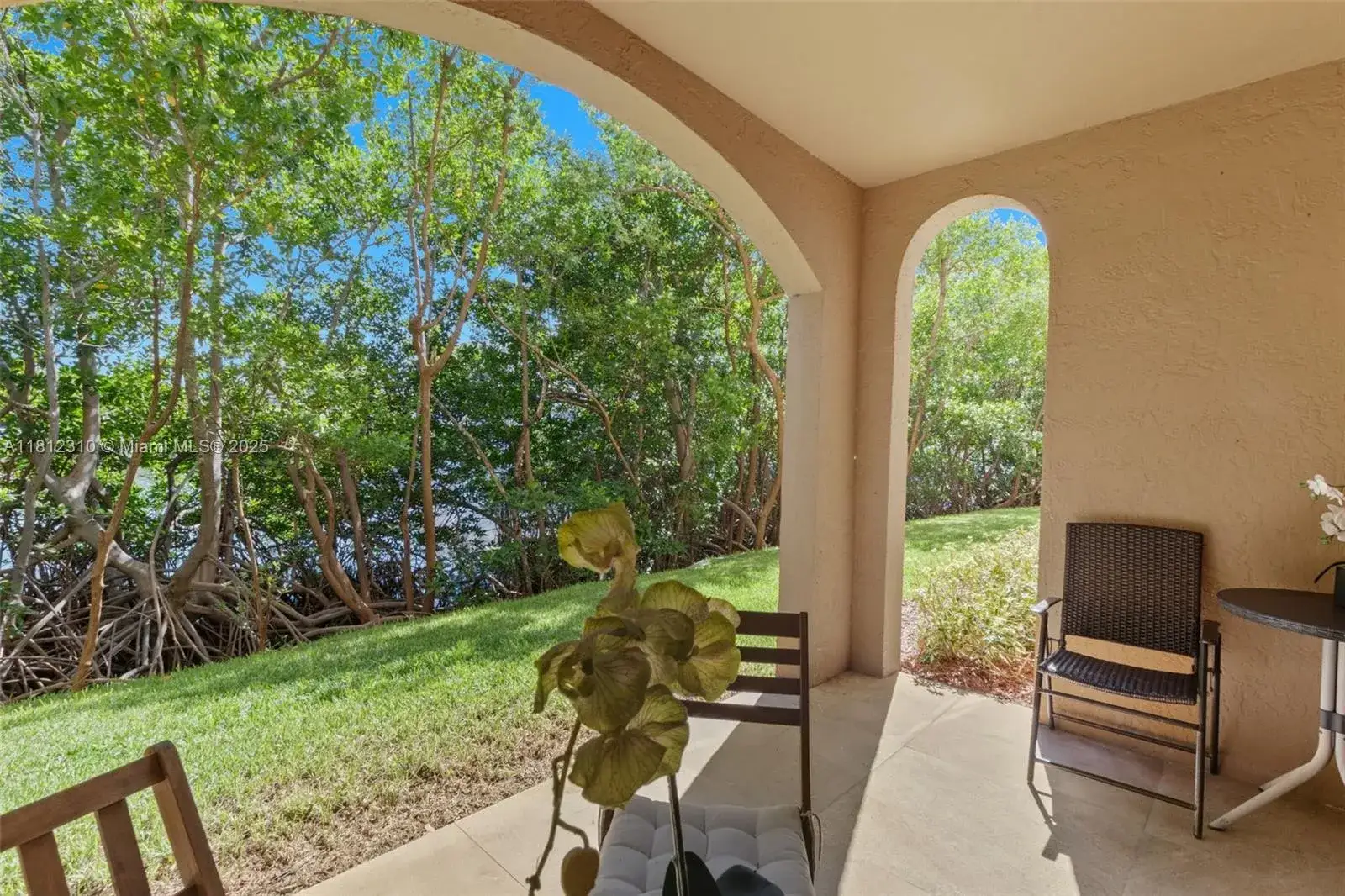 19999 E Country Club Dr # 1106, Aventura FL 33180