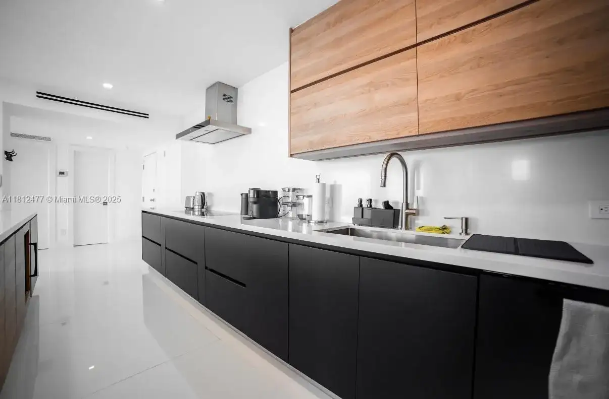 5600 Collins Ave # 14K, Miami Beach FL 33140 photo 5