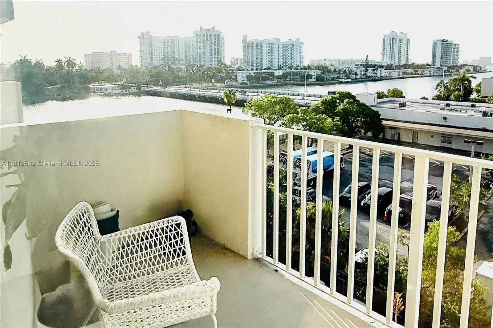 1455 N Treasure Dr # 6C, North Bay Village FL 33141 photo 5