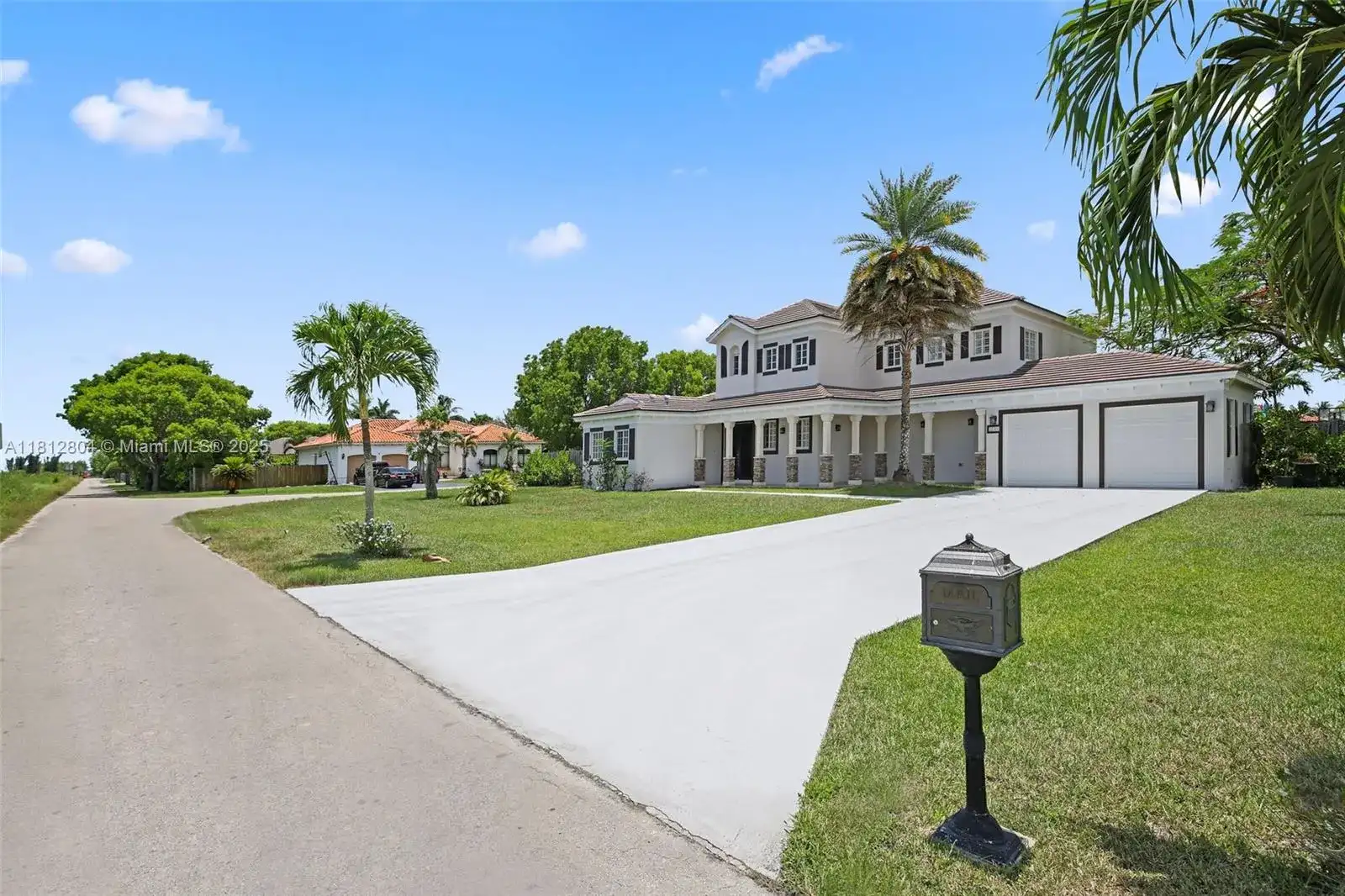 32360 SW 204th Ave, Homestead FL 33030 photo 2