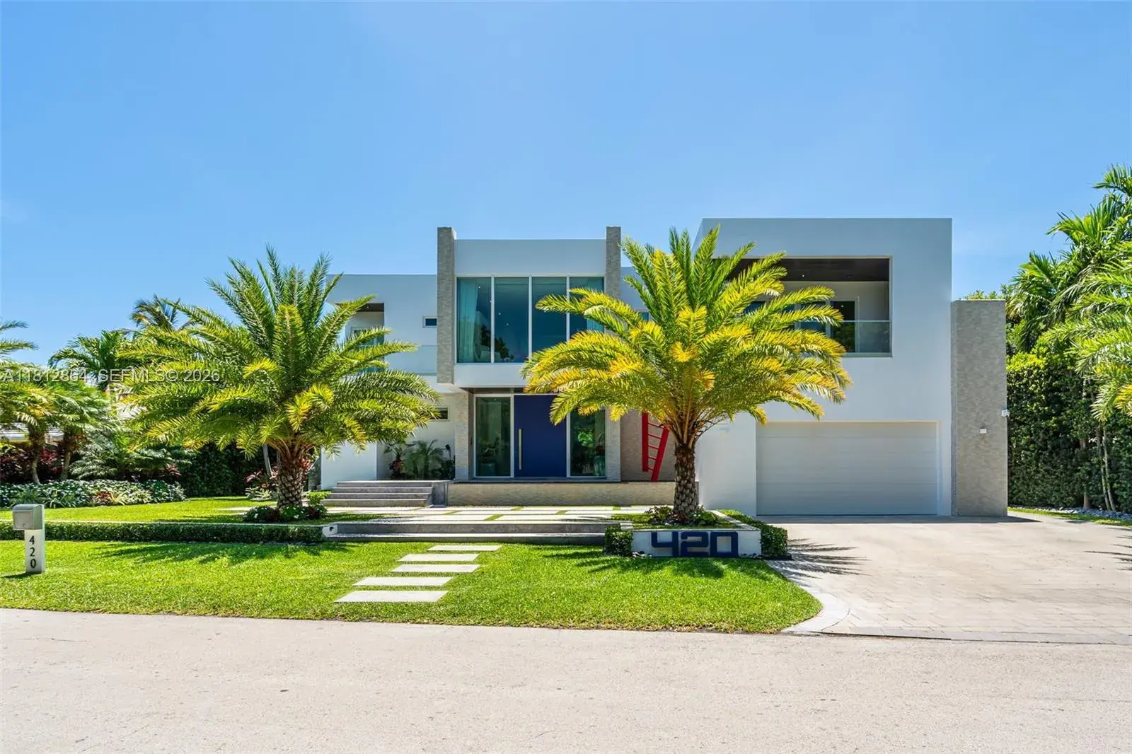 420 Island Dr, Key Biscayne FL 33149