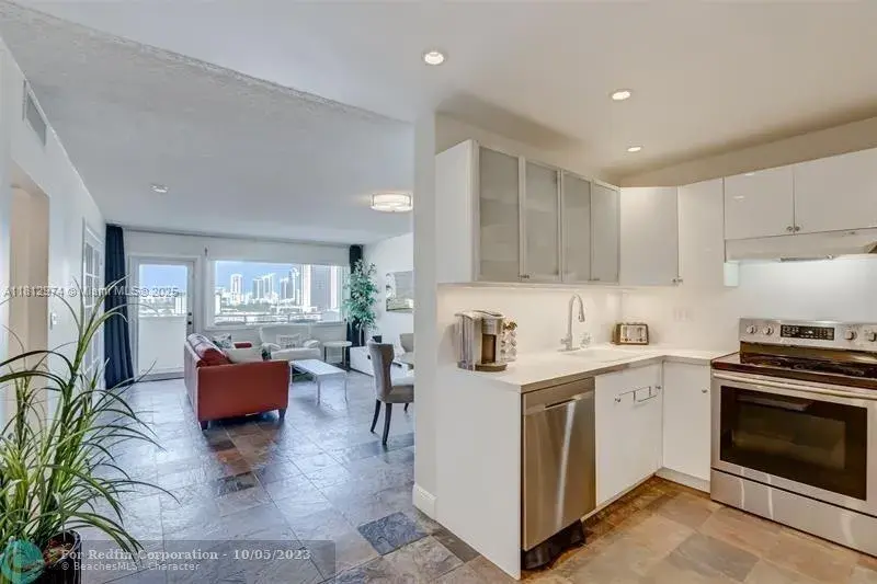 401 Golden Isles Dr # 1101, Hallandale Beach FL 33009