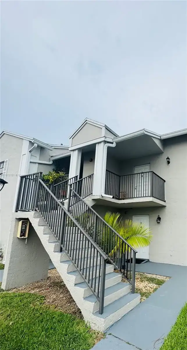 1071 Adams Ave # 1071E, Homestead FL 33034 photo 3