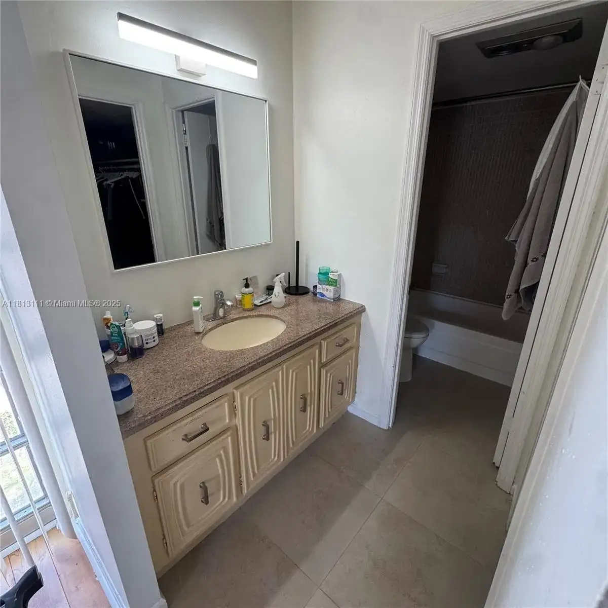 7011 Environ Blvd # 314, Lauderhill FL 33319 photo 4