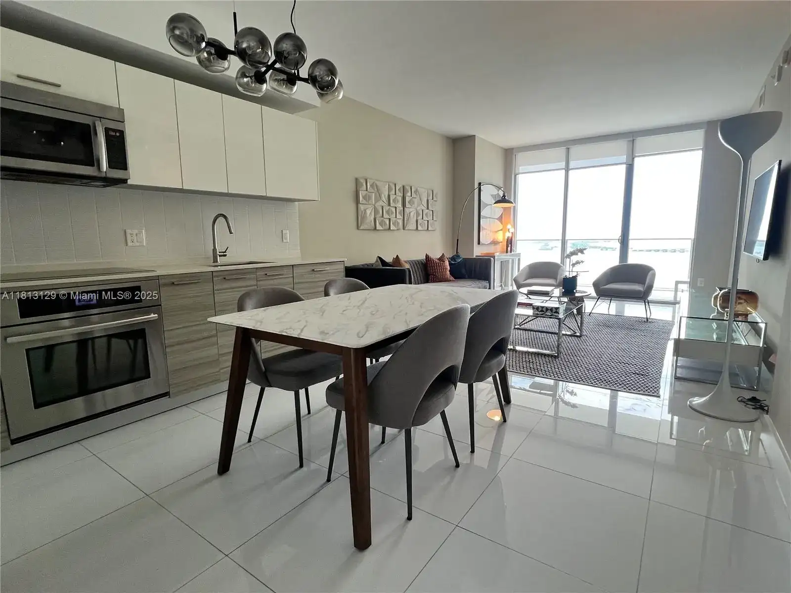 1300 Brickell Bay Dr # 2307, Miami FL 33131 photo 2