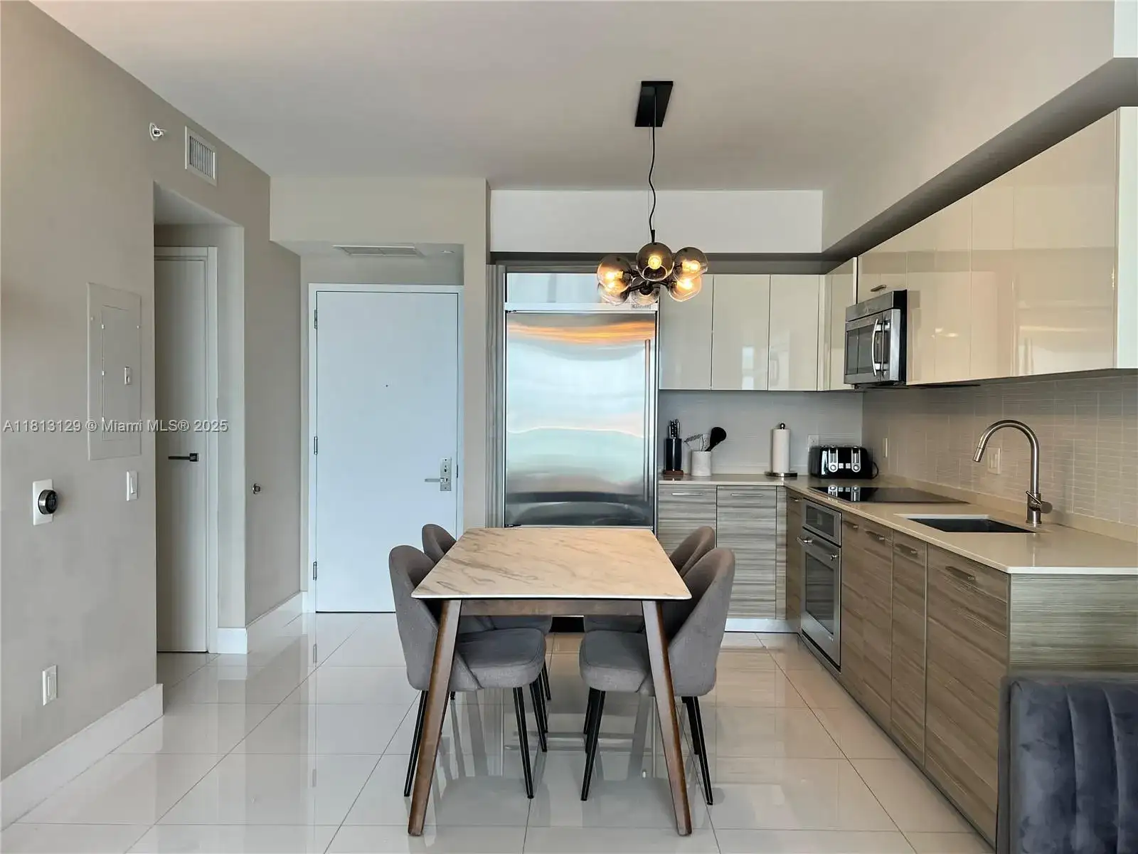 1300 Brickell Bay Dr # 2307, Miami FL 33131 photo 4