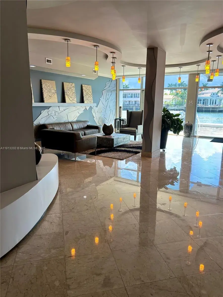 1500 S Ocean Dr, Hollywood FL 33019