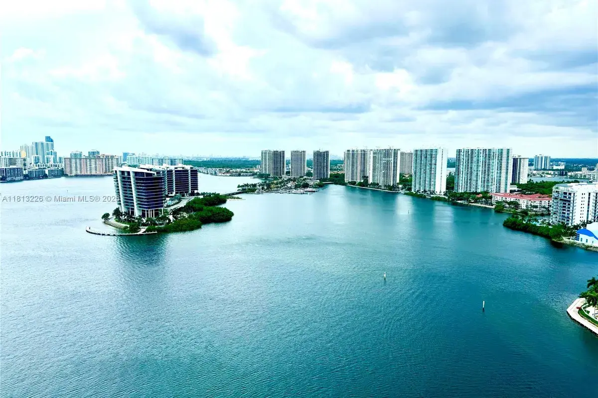 3530 Mystic Pointe Dr # 3001, Aventura FL 33180
