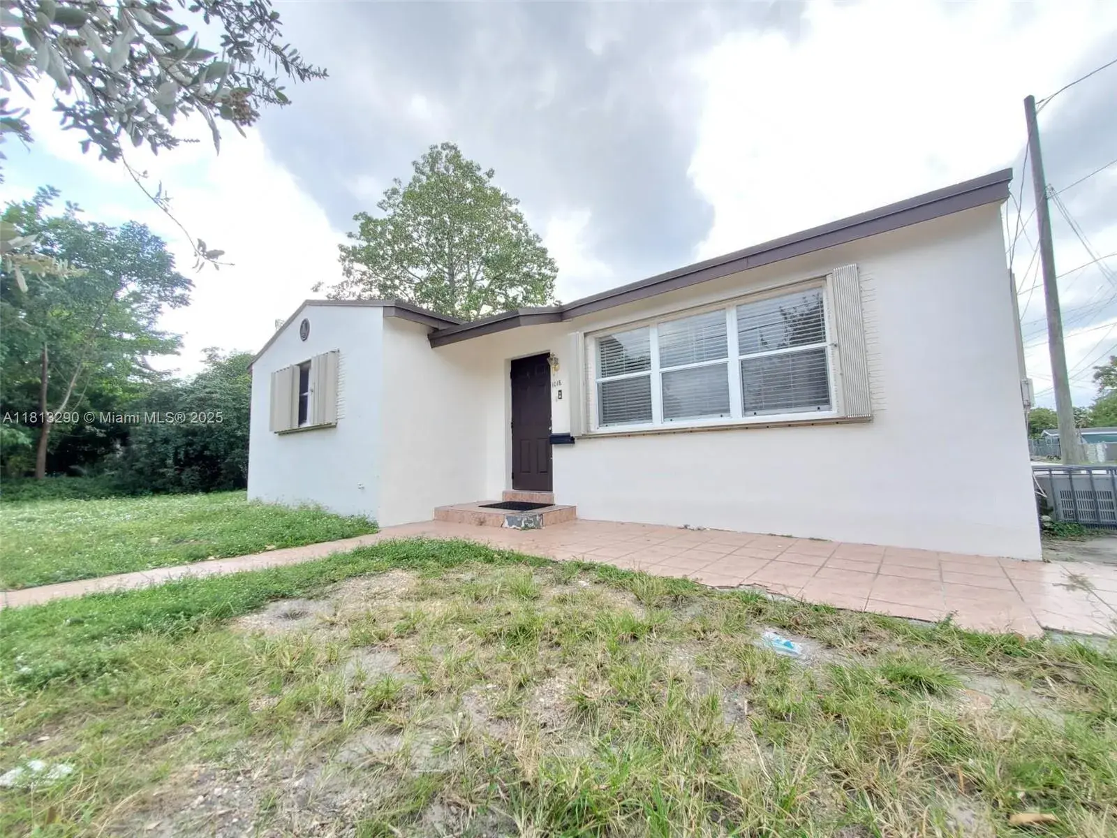 1018 S 29th Ave, Hollywood FL 33020