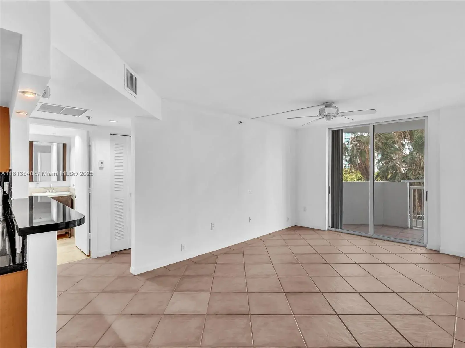 1621 Bay Rd # 406, Miami Beach FL 33139