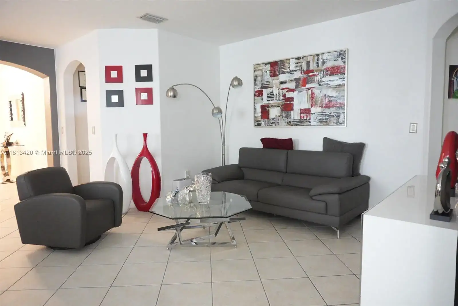 11169 NW 80th Ln, Doral FL 33178 photo 3