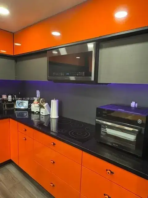 4550 NW 9th St # 520E, Miami FL 33126 photo 3